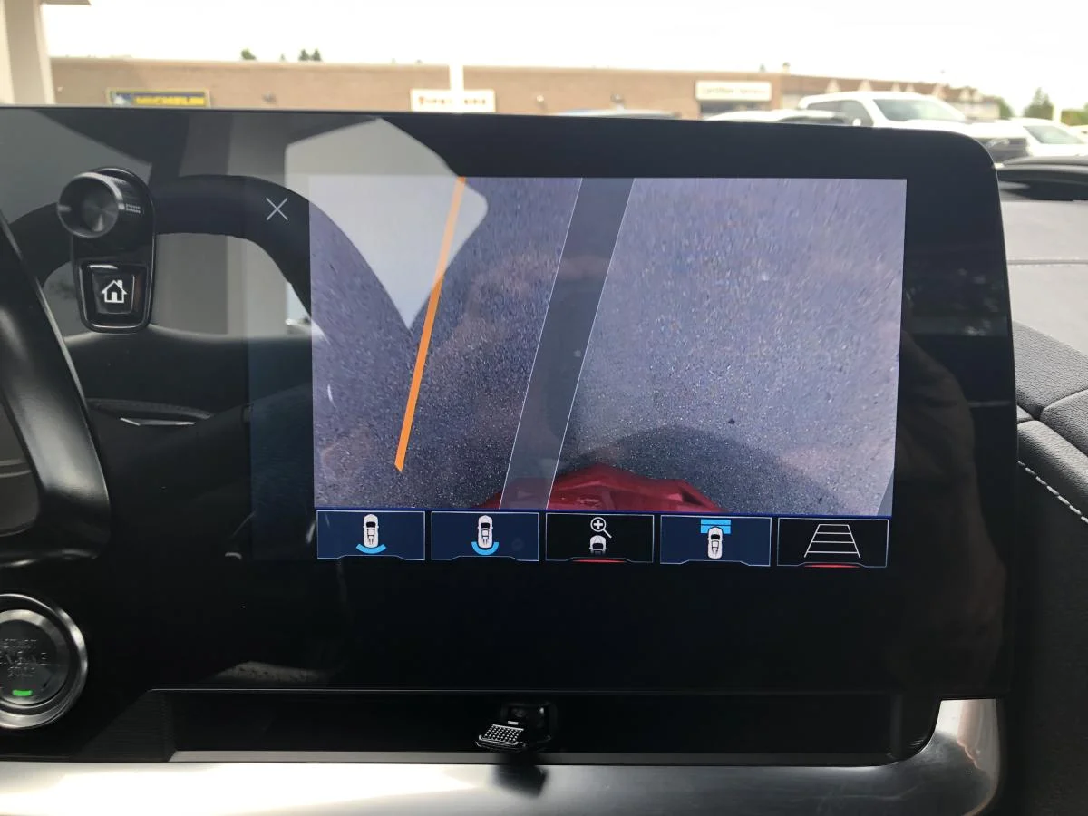 Used 2025 Red Chevrolet 2dr E-Ray Cpe w/2LZ image 21