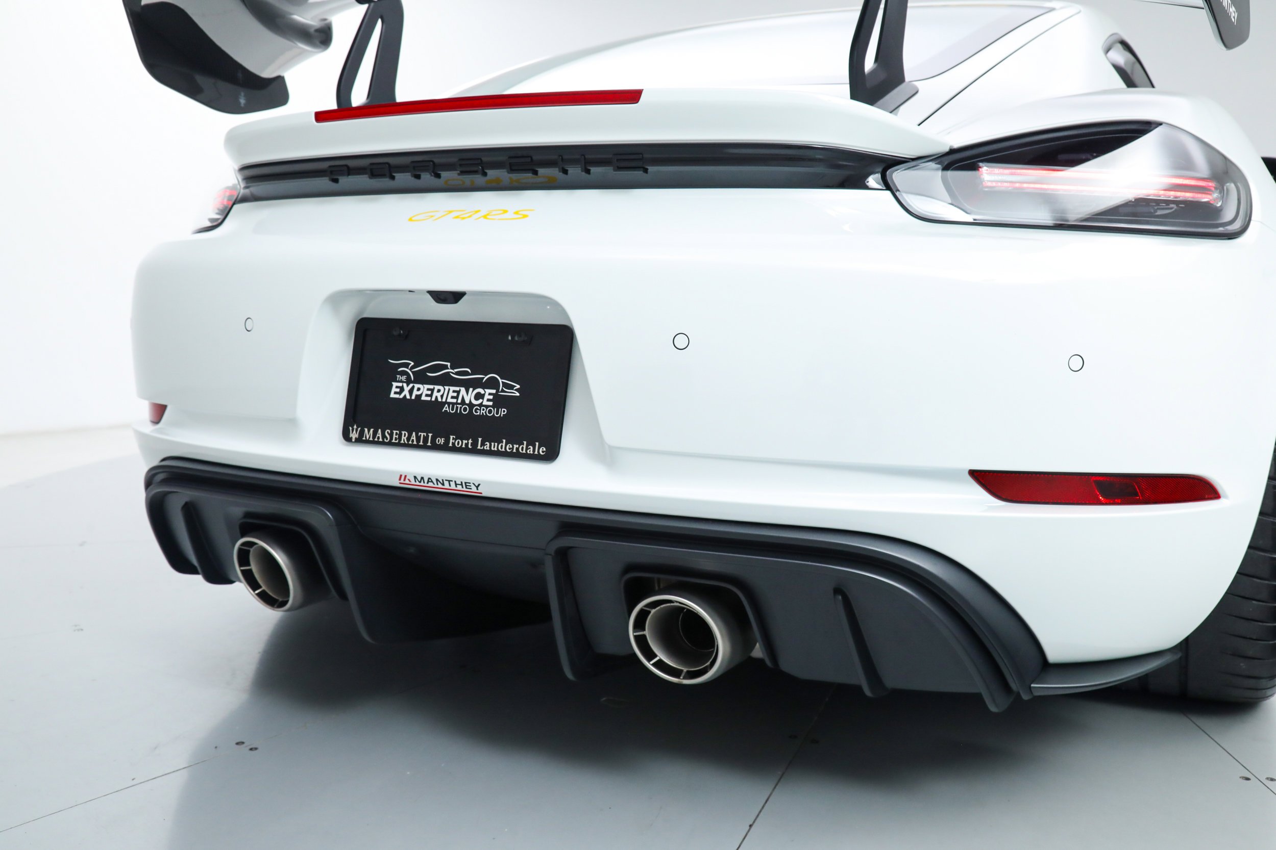 Used 2025 White Porsche GT4 RS Coupe image 16