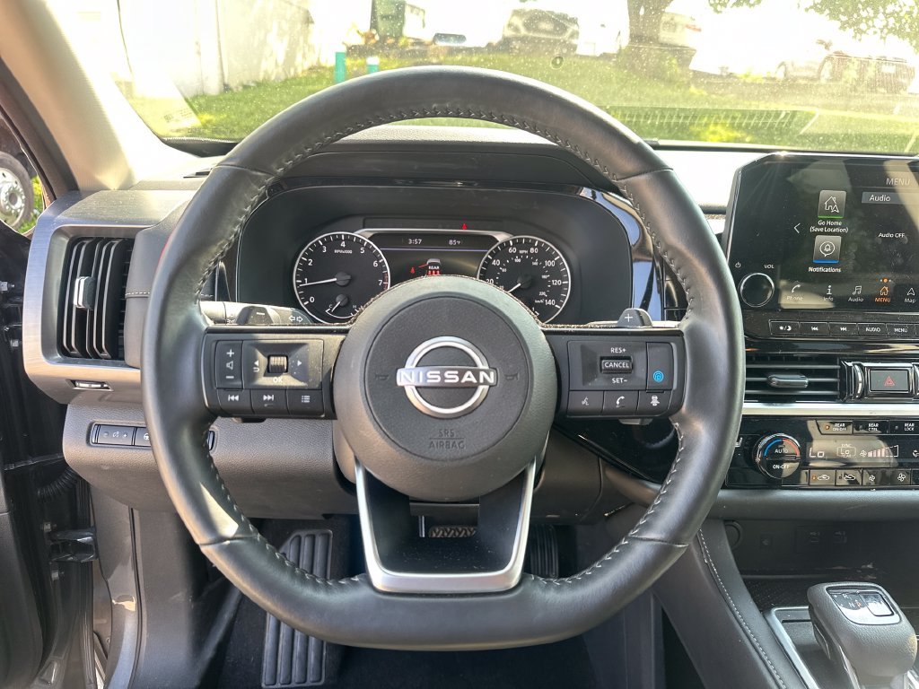 Used 2025 Gray Nissan SL image 43