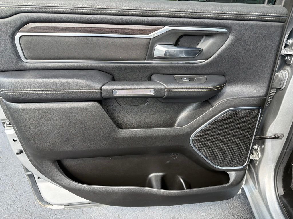 Used 2025 Silver Ram Laramie image 11