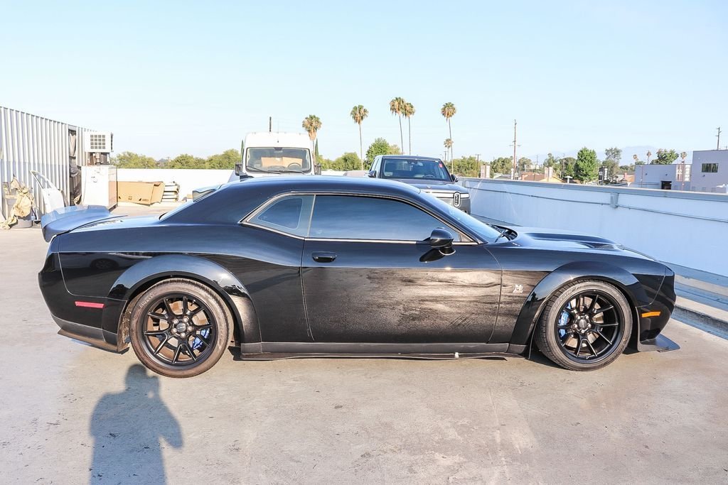 Used 2023 Pitch Black Clearcoat Dodge R/T Scat Pack Widebody image 13