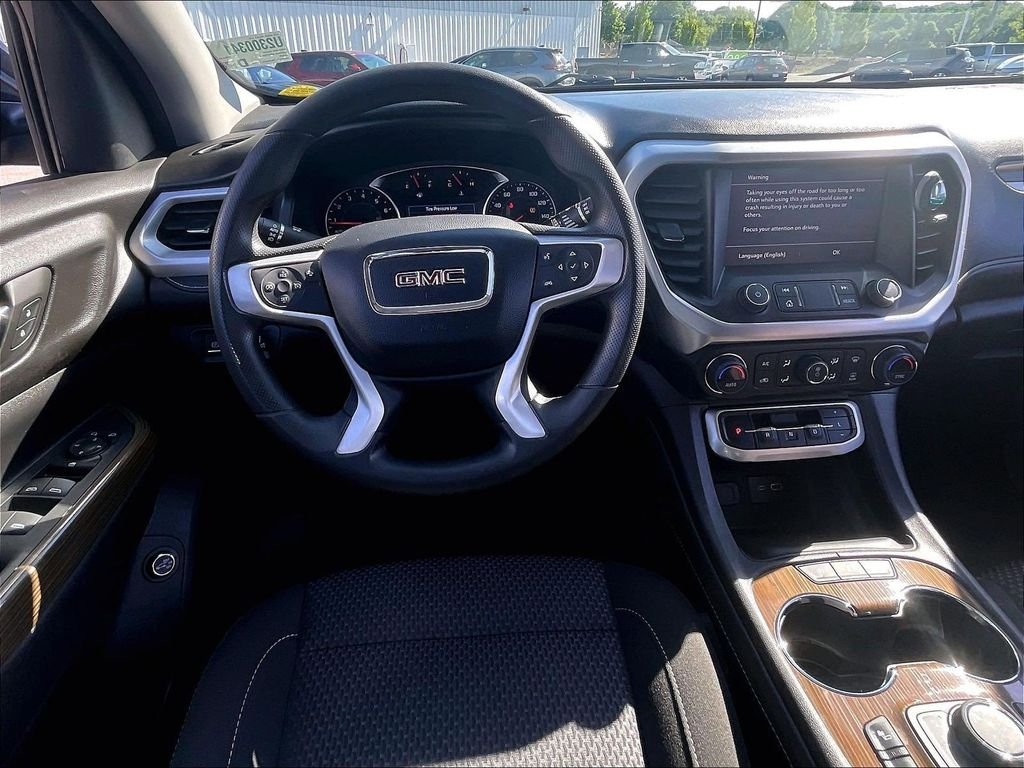Used 2023 Black GMC SLE image 18