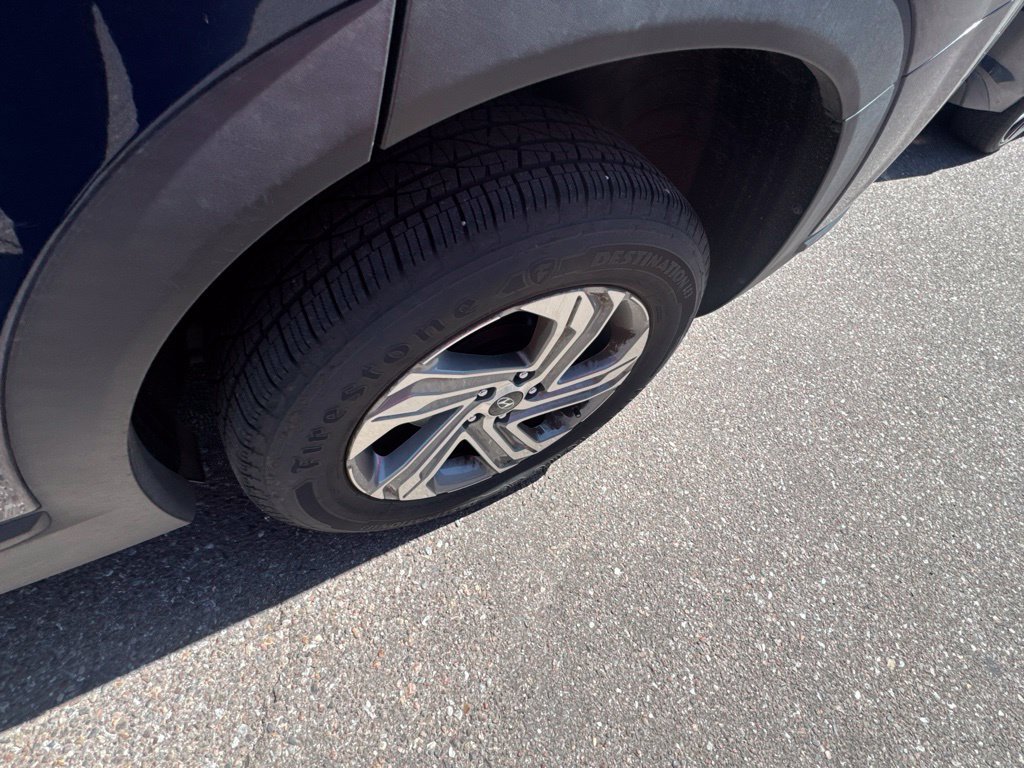 Used 2023 Blue Hyundai SEL image 18
