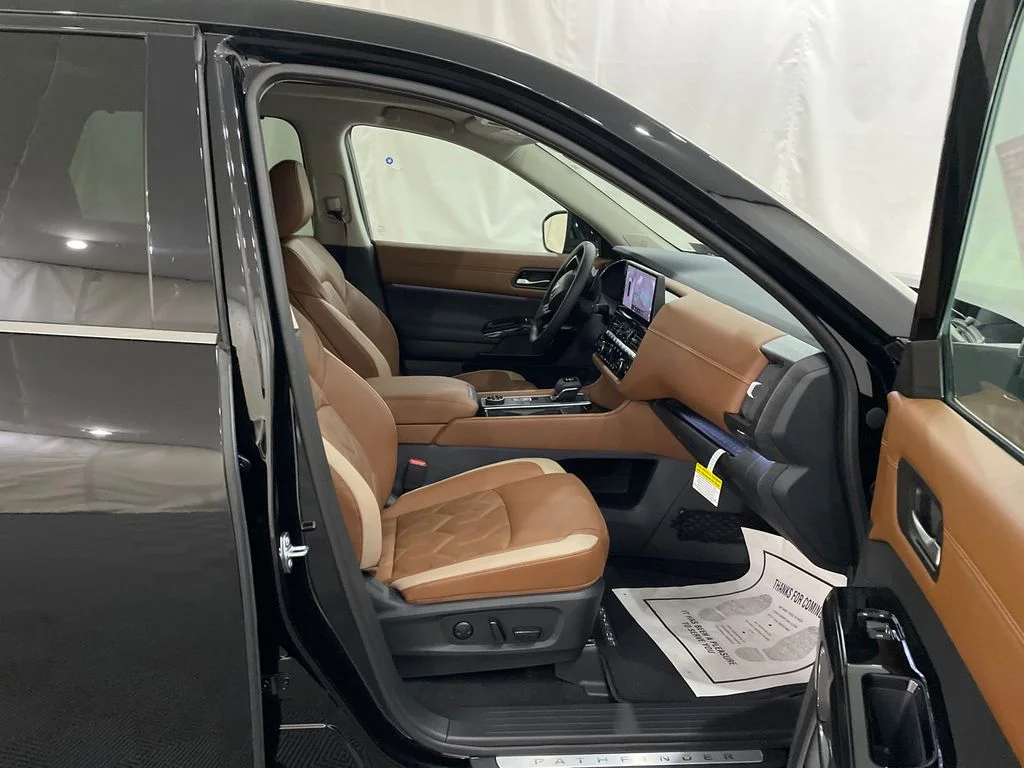 New 2026 Super Black Nissan Platinum image 24