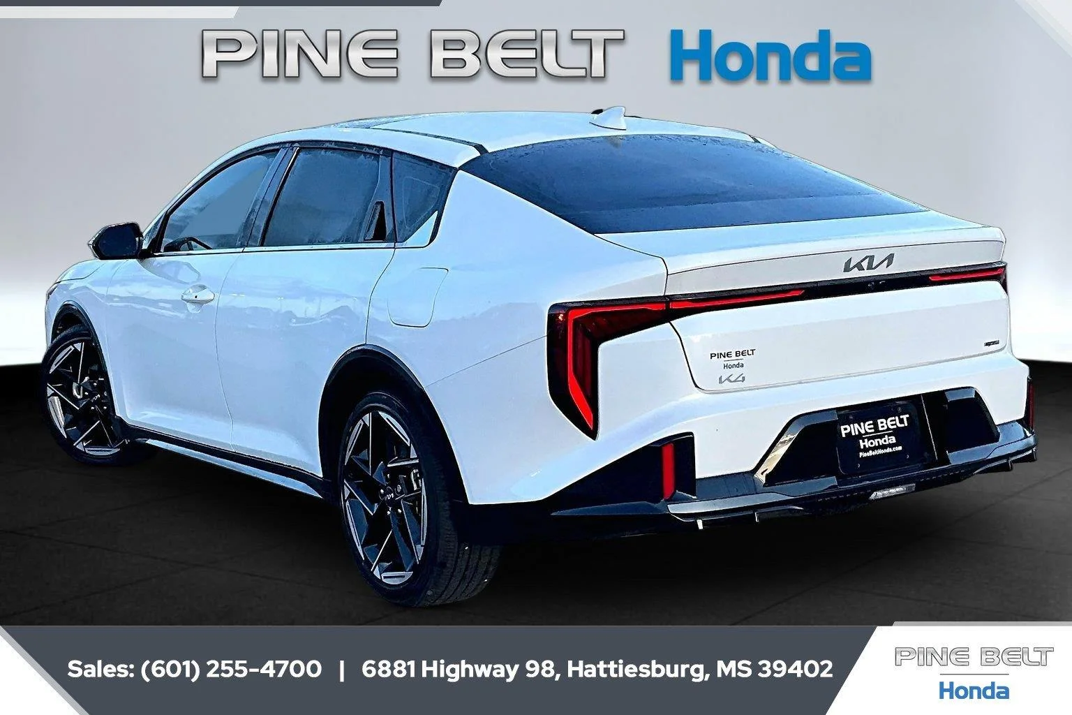Used 2025 Snow White Pearl Kia GT-Line image 2