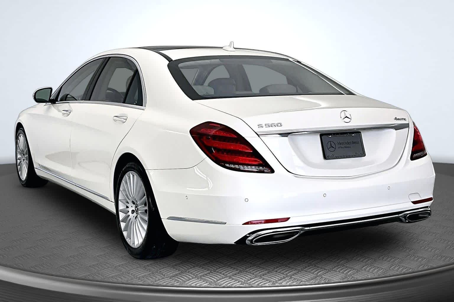 Used 2019 designo Diamond White Mercedes-Benz S 560 image 4