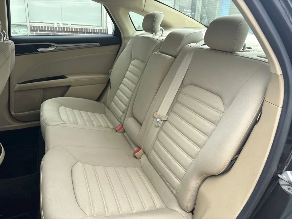 Used 2014 Tuxedo Black Metallic Ford SE image 32