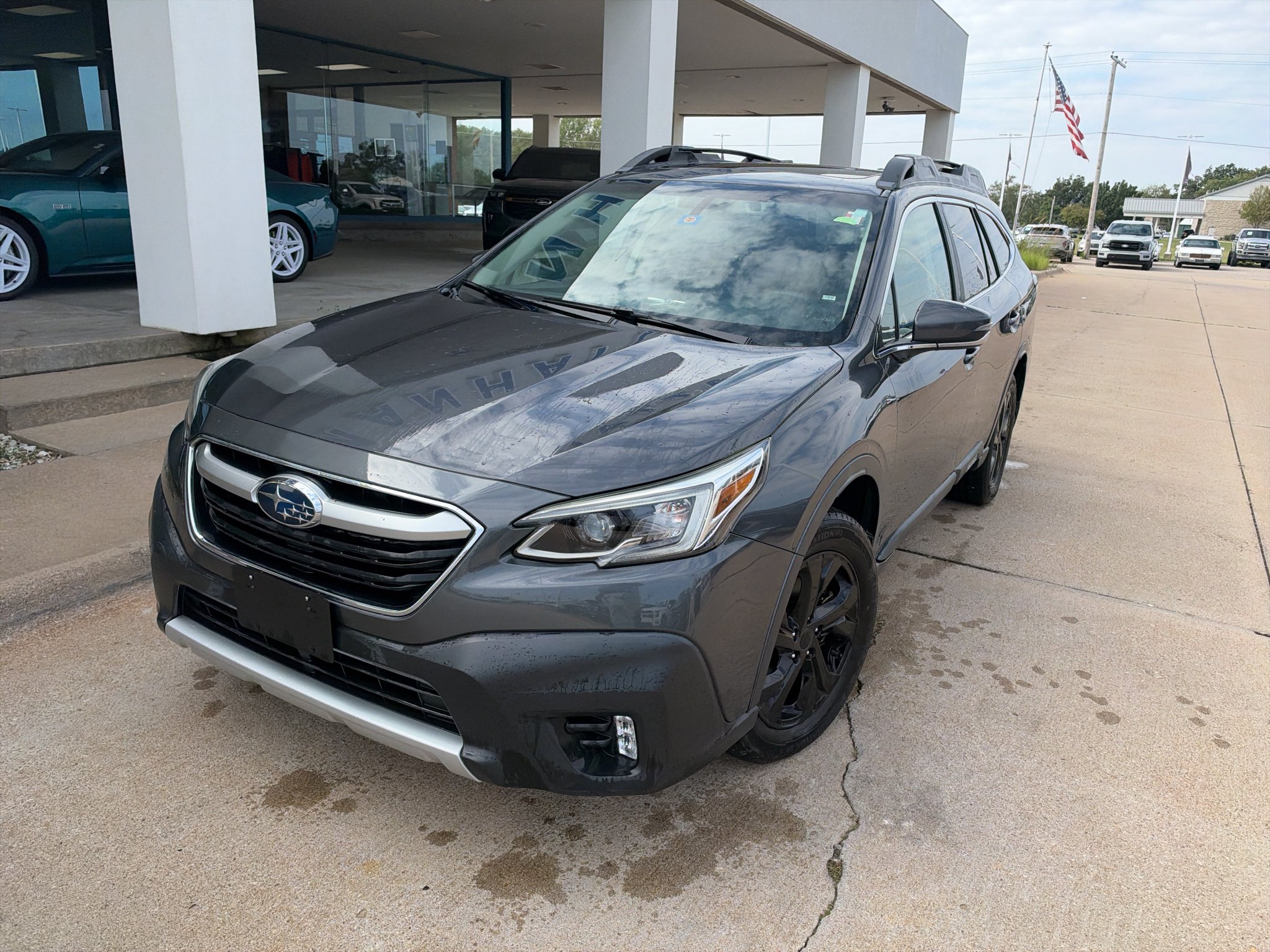 Used 2021 Magnetite Gray Metallic Subaru Limited XT image 2