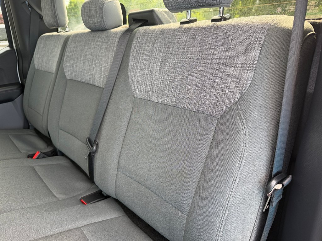 Used 2023 Oxford White Ford XLT image 13