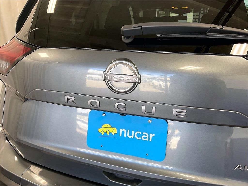 Used 2024 Gray Nissan S image 28