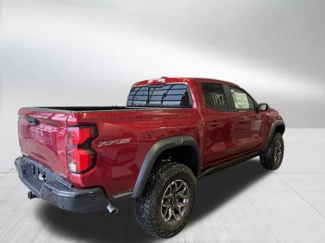 2026 Chevrolet Colorado ZR2 - Photo 5