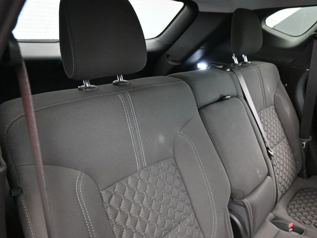 Used 2019 Silver Ice Metallic Chevrolet L image 32