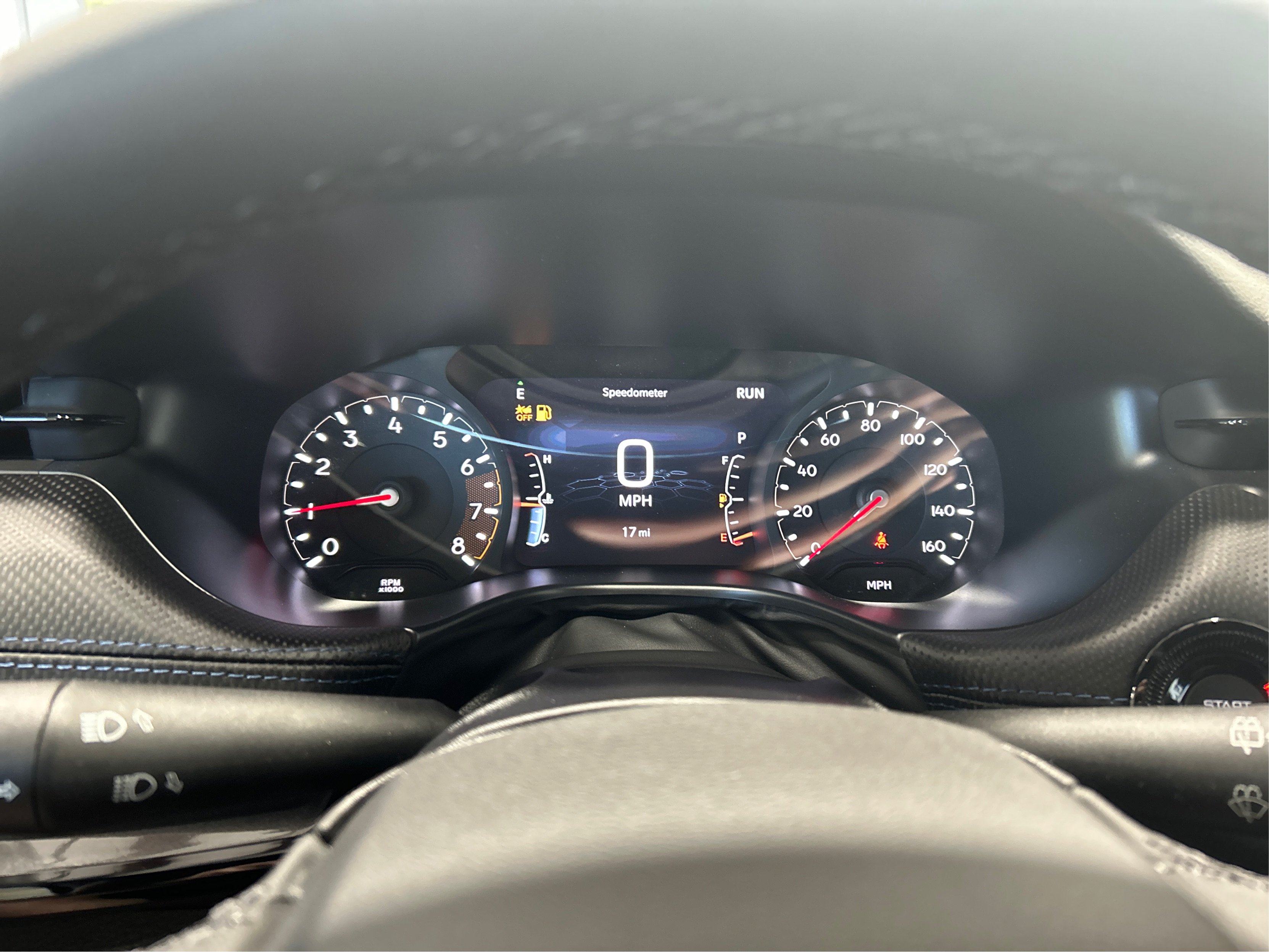 New 2026 Diamond Black Crystal Pearlcoat Jeep Latitude image 15