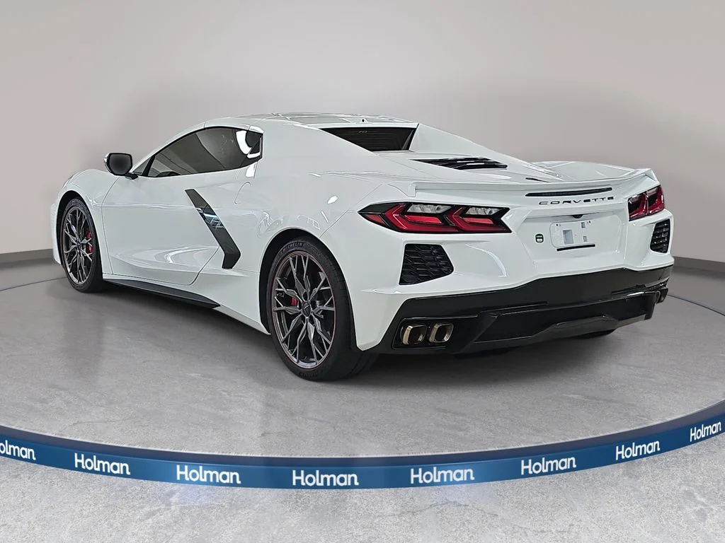 Used 2023 Arctic White Chevrolet Stingray image 9