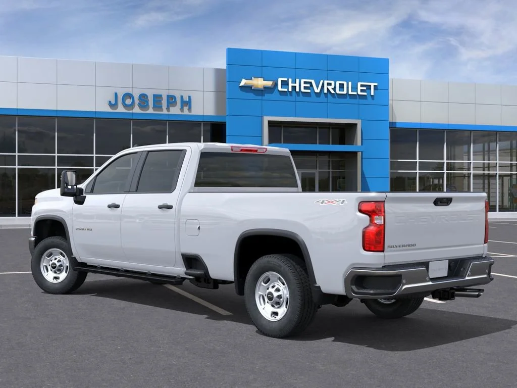 New 2026 Summit White Chevrolet WT image 3