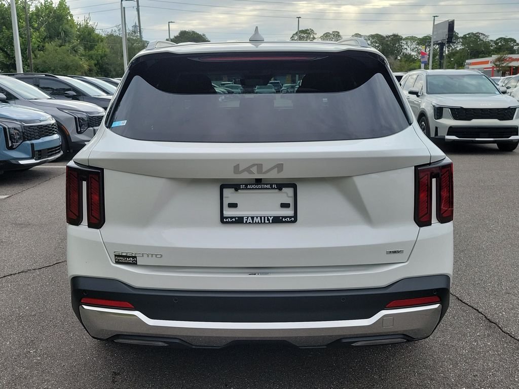 New 2026 Snow White Pearl Kia EX image 5