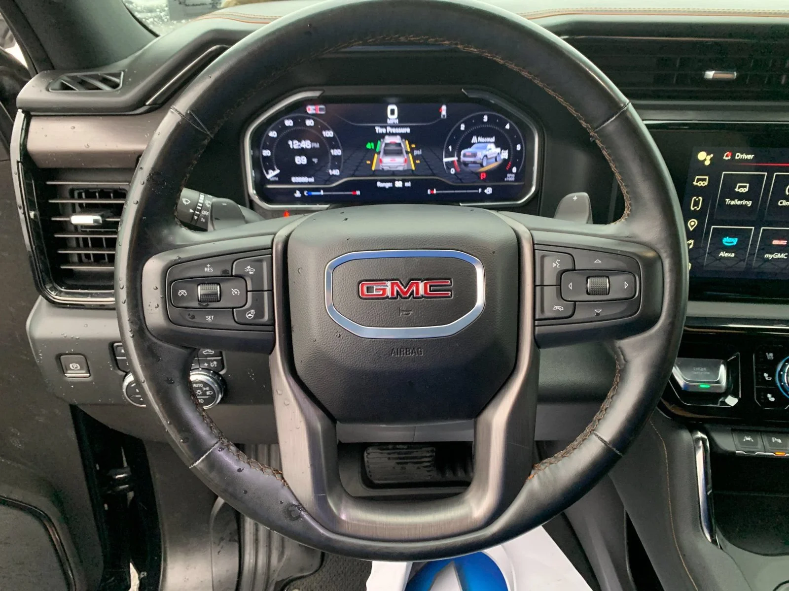 Used 2024 Onyx Black GMC AT4 image 25