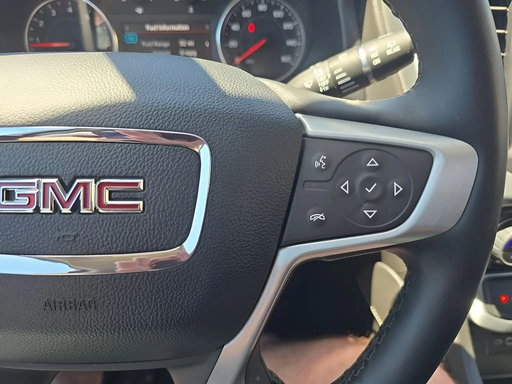 Used 2023 Gray GMC SLT image 17