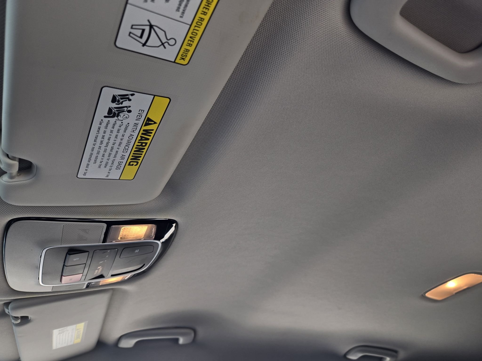 Used 2024 White Pearl Hyundai SEL image 26