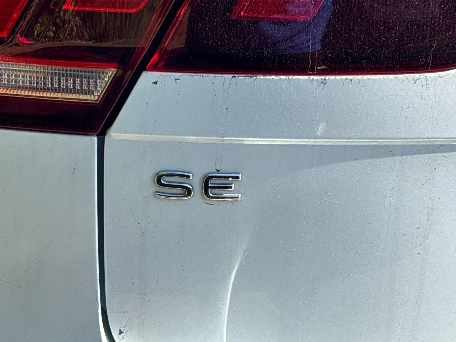 Certified Used 2023 Opal White Pearl Volkswagen SE image 10