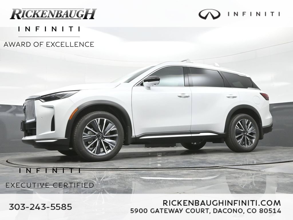 Certified Used 2026 White INFINITI LUXE image 28