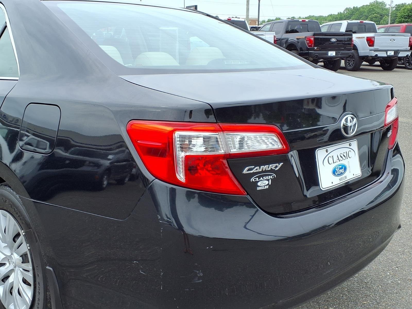 Used 2012 Attitude Black Metallic Toyota LE image 16
