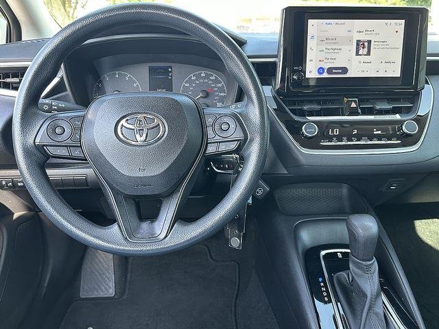 Certified Used 2023 CLASSIC SILVER METALLIC Toyota  image 17