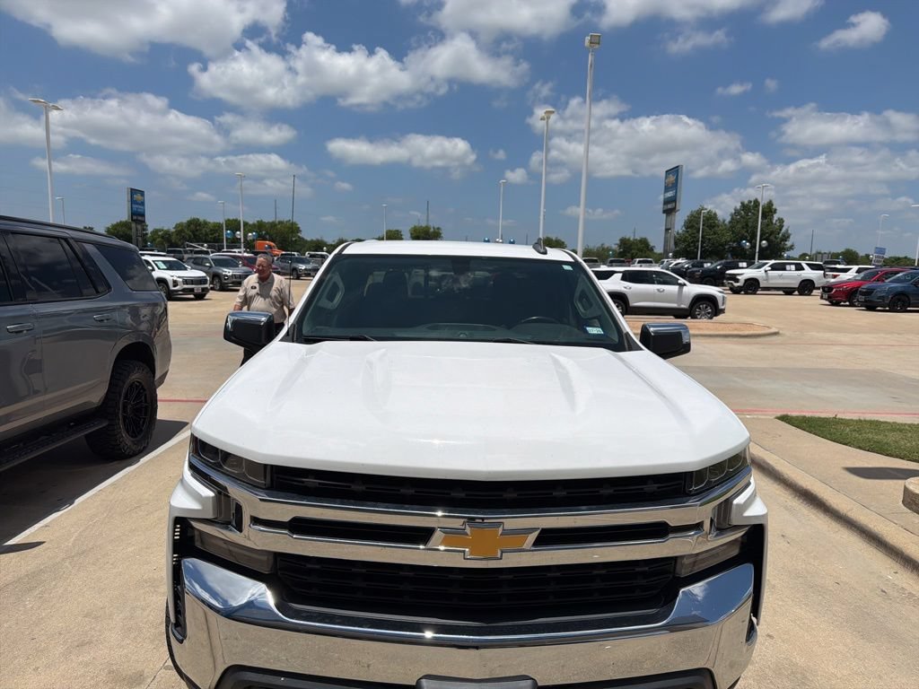 Used 2019 SUMMIT WHITE Chevrolet LT image 7
