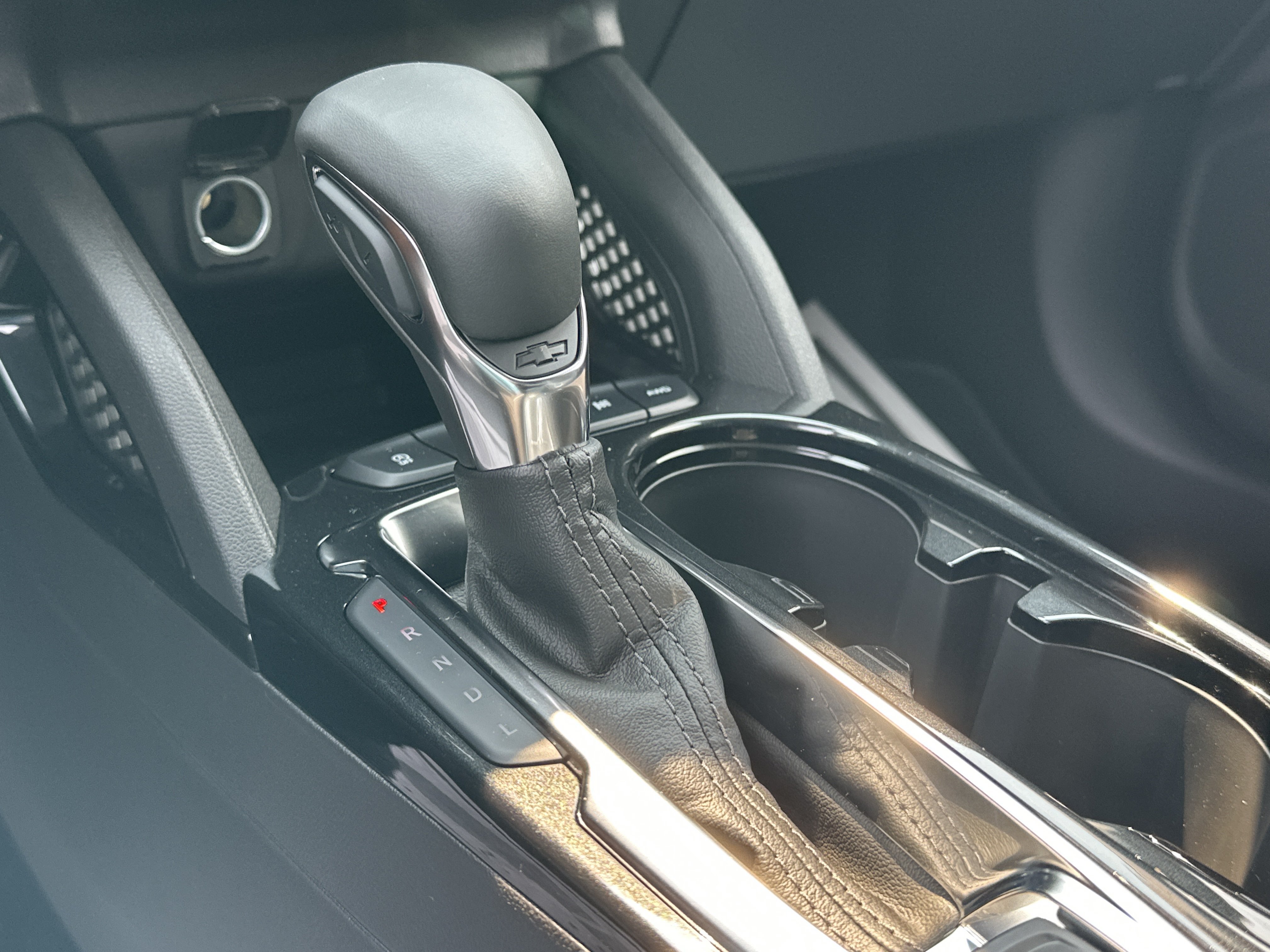 New 2026 Summit White Chevrolet LT image 30