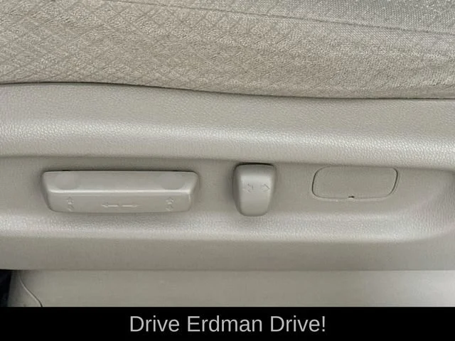Used 2015 White Honda LX image 12