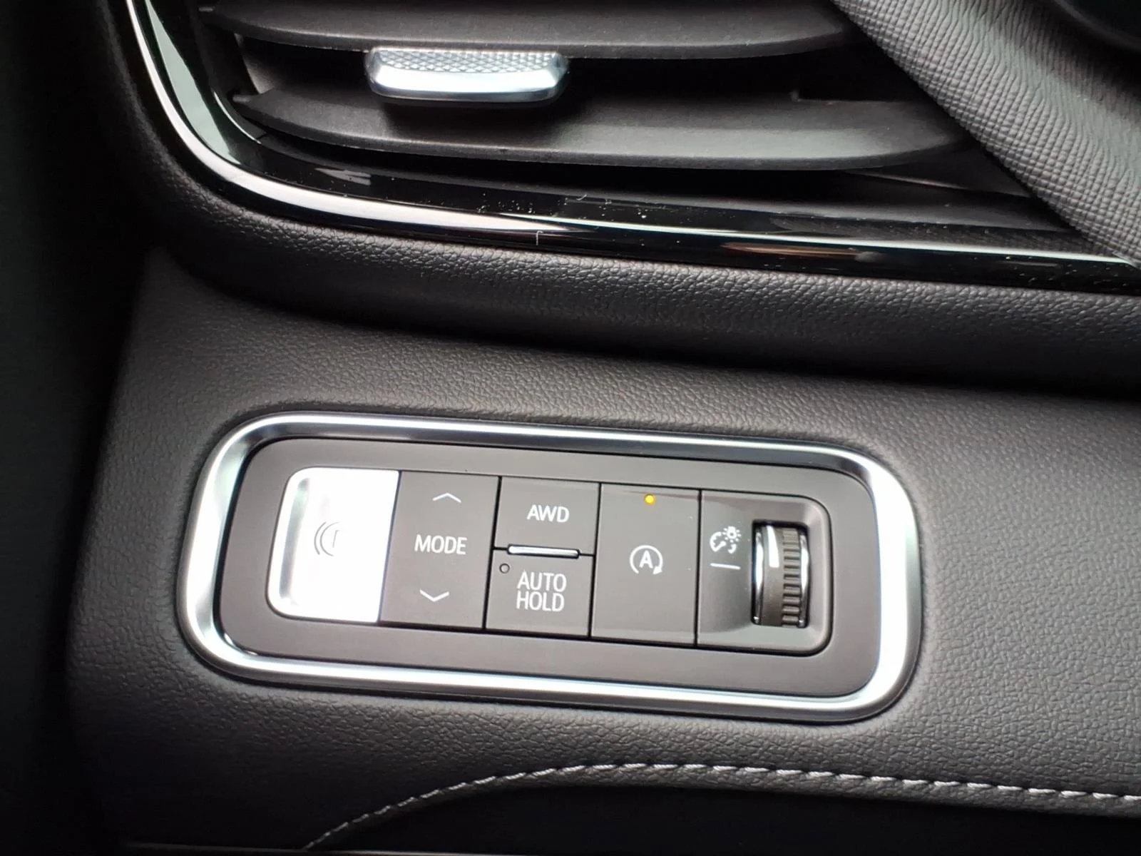 New 2026 Summit White Buick Sport Touring image 25