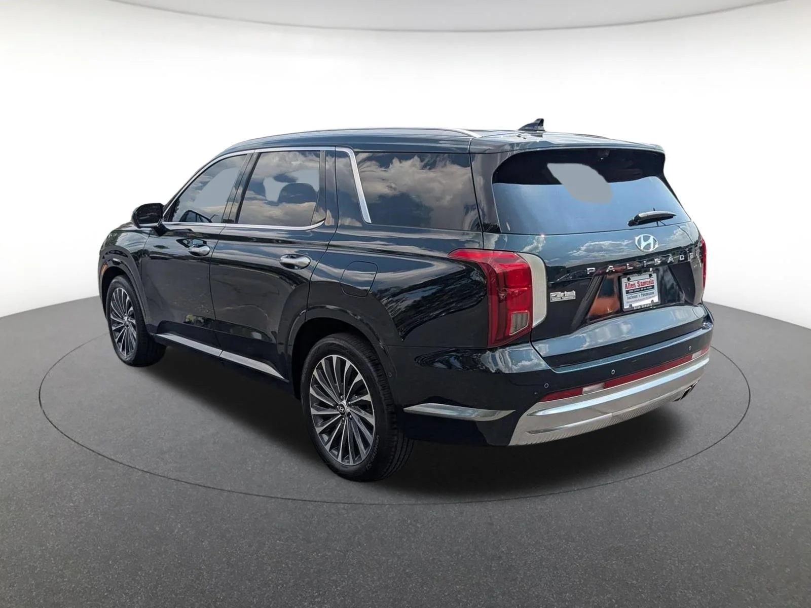 Used 2023 Robust Emerald Hyundai Calligraphy image 7