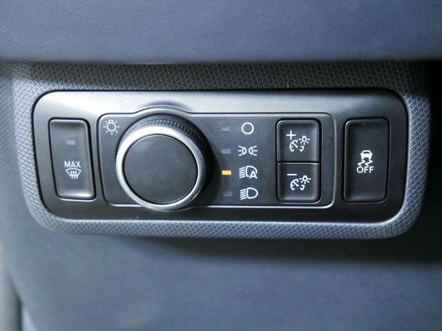 Certified Used 2025 Beige Ford Select image 24