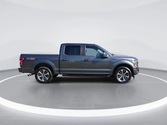 Used 2019 Gray Ford XL image 9
