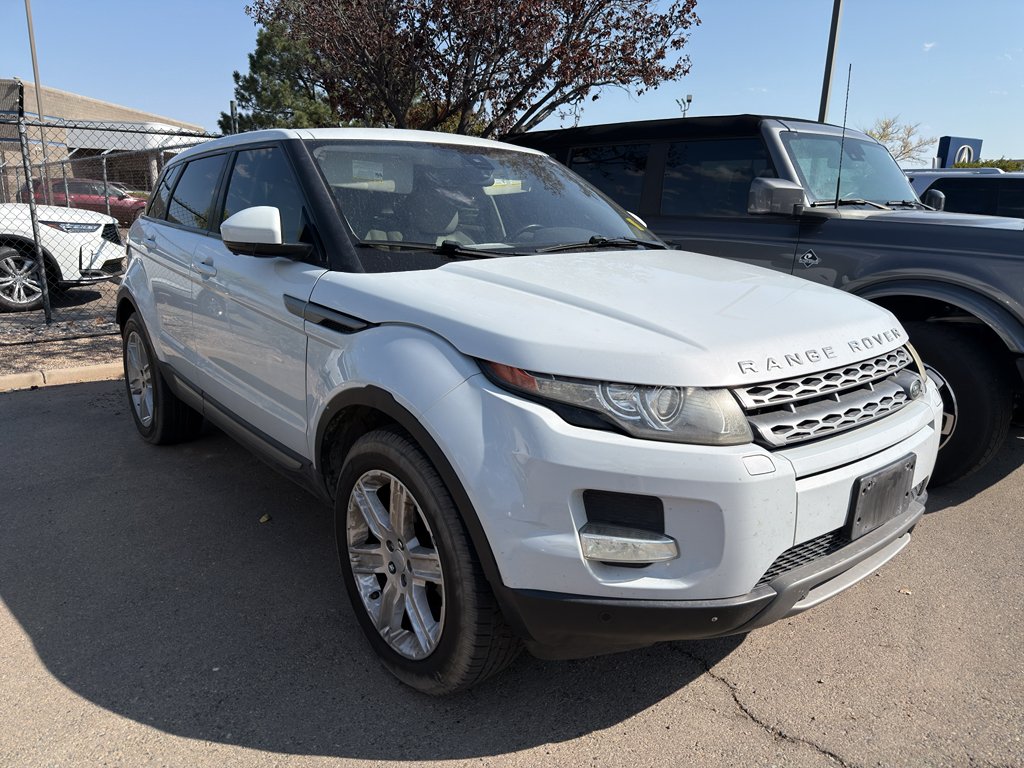 Used 2015 Fuji White Land Rover Pure Premium image 3