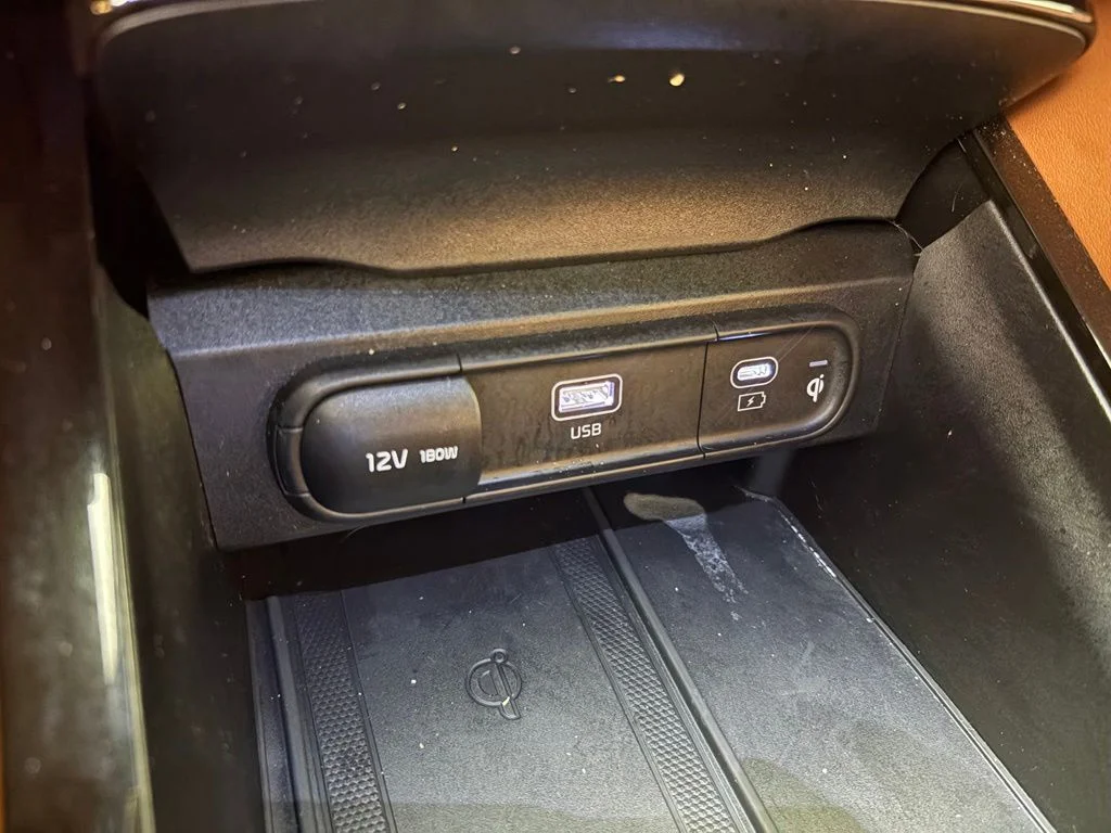 Used 2024 Green Kia EX X-Line image 29
