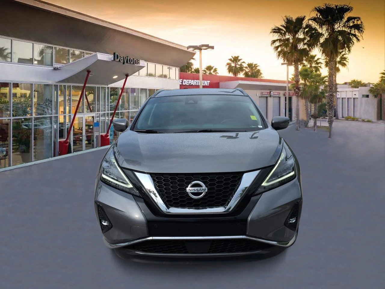 Used 2022 Gun Metallic Nissan SV image 8
