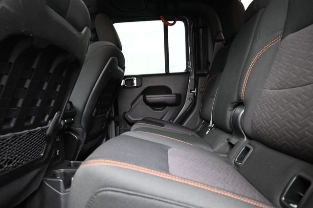 2022 Jeep Gladiator Mojave - Photo 13
