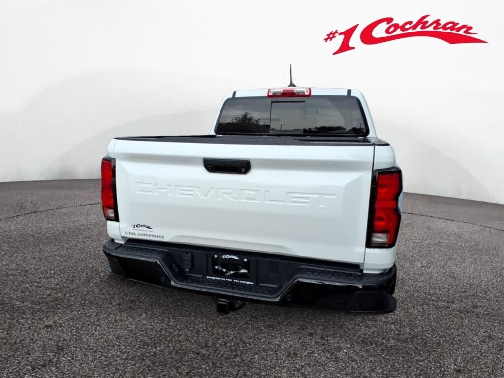 New 2026 Summit White Chevrolet 4WD Z71 image 4