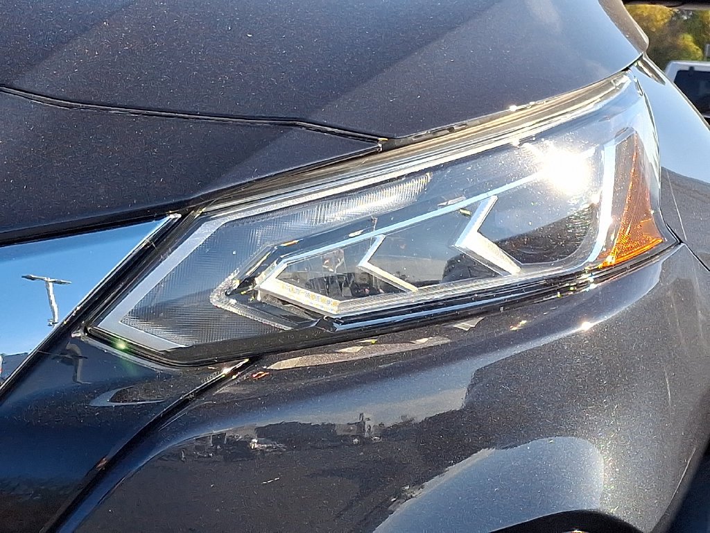 Used 2022 Blue Nissan 2.5 SV image 8