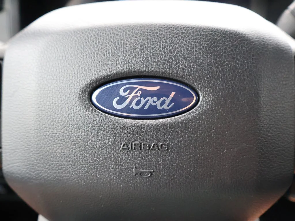 Certified Used 2024 Avalanche Ford STX image 27