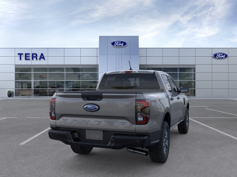 New 2026 Carbonized Gray Metallic Ford XLT image 30