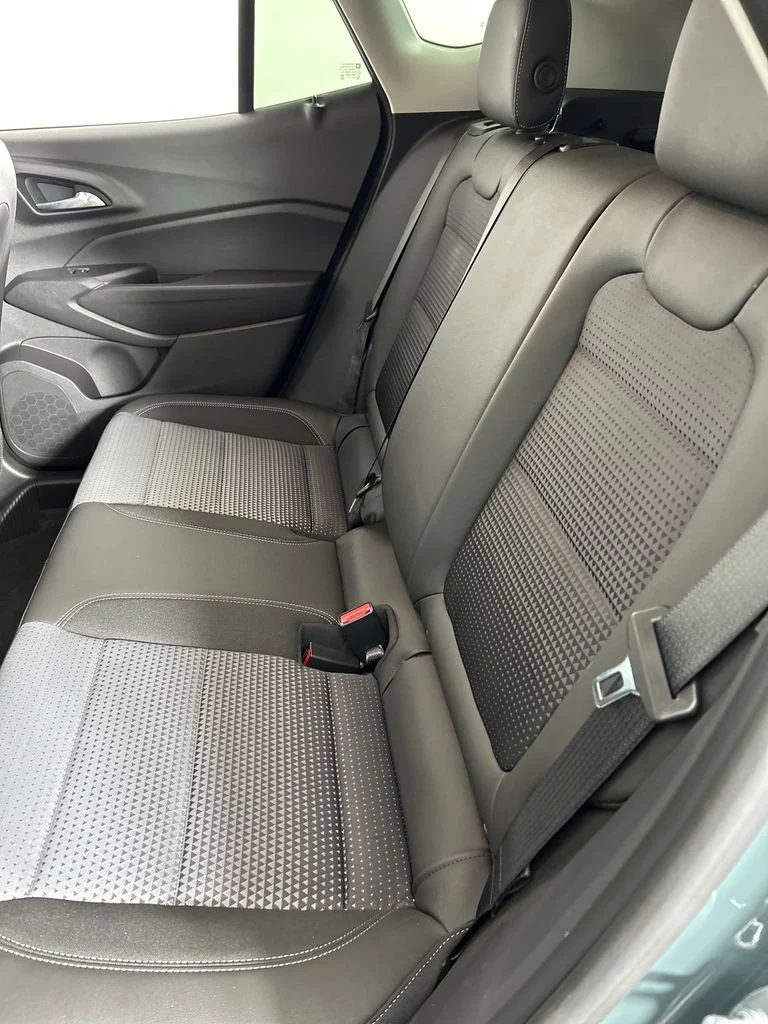 Used 2025 Gray Chevrolet LT image 17