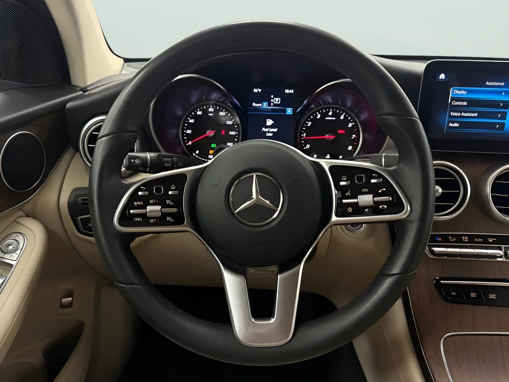 Used 2020 Gray Mercedes-Benz GLC 300 image 17
