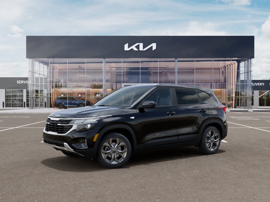 New 2026 Fusion Black Kia LX image 3