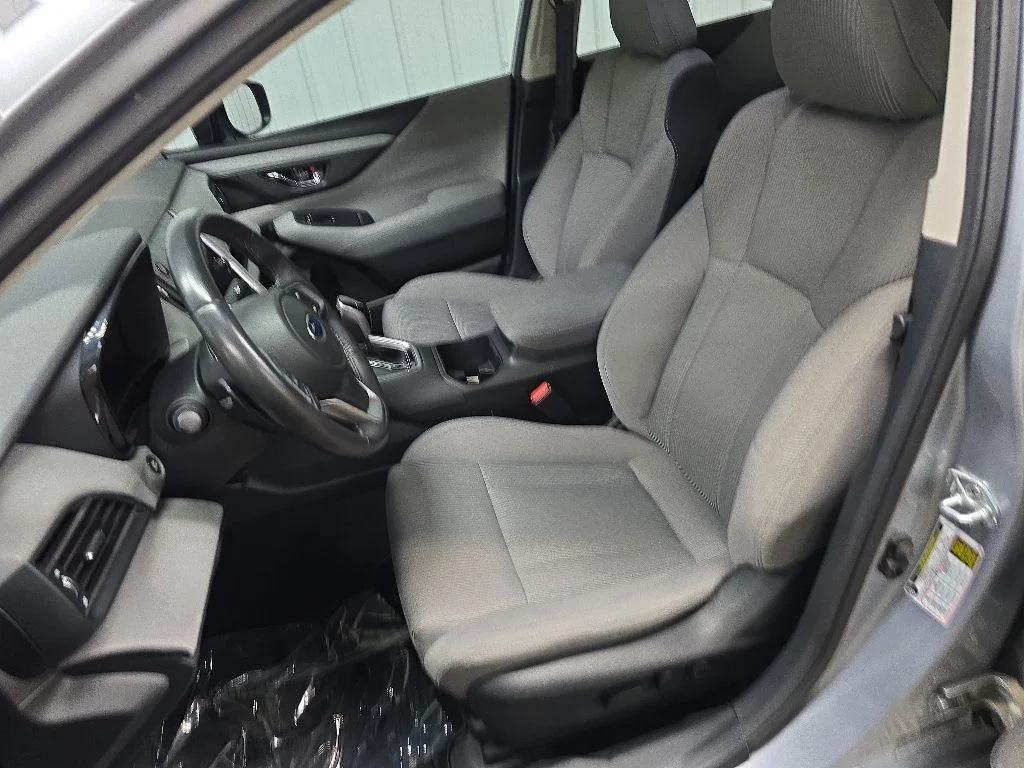 Used 2023 Ice Silver Metallic Subaru Premium image 29