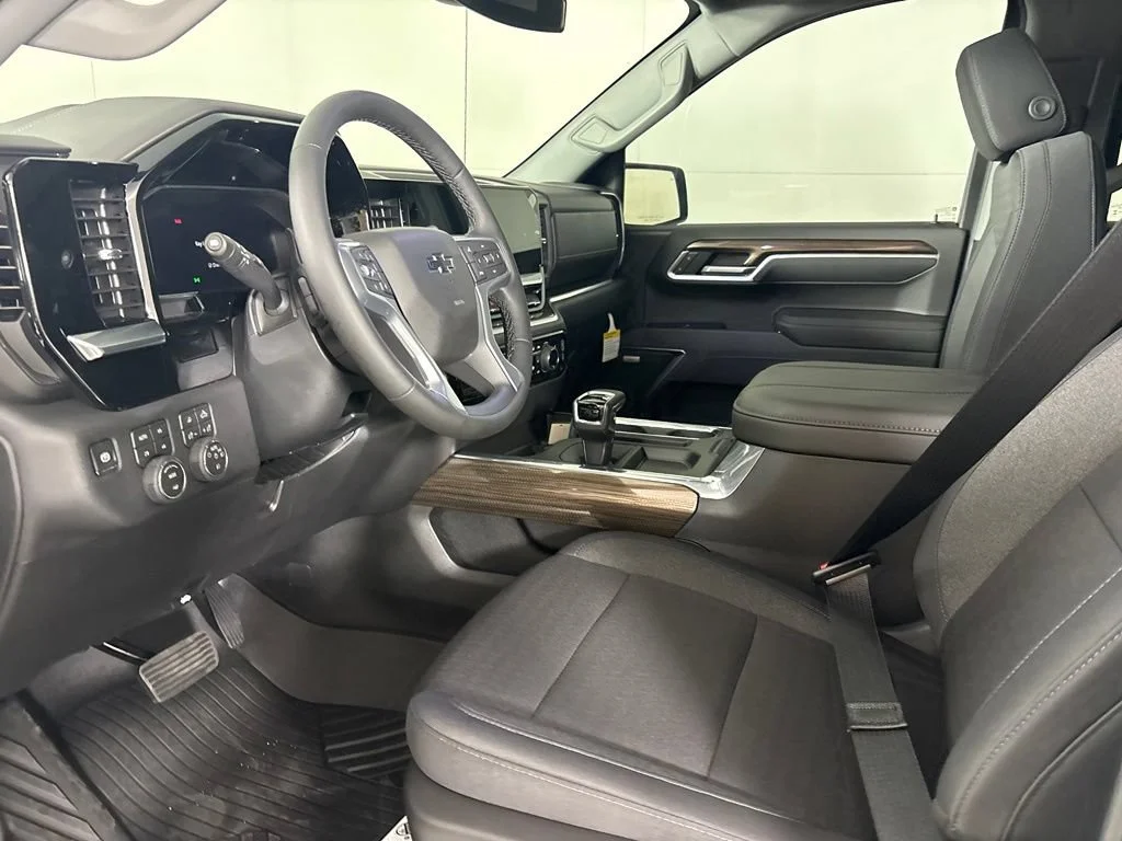 New 2026 Sterling Gray Metallic Chevrolet RST image 27