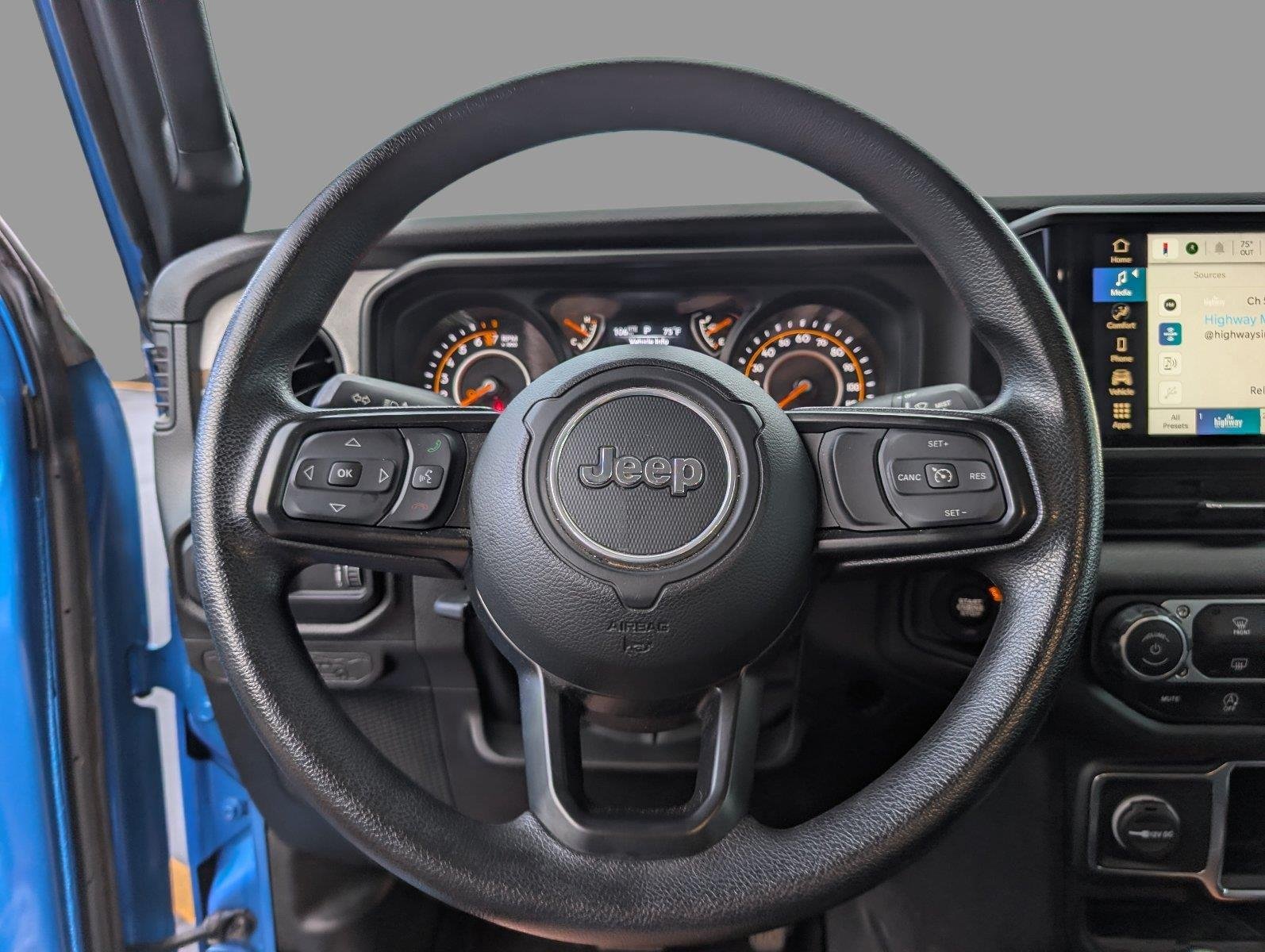 Used 2024 Hydro Blue Pearlcoat Jeep Sport image 26
