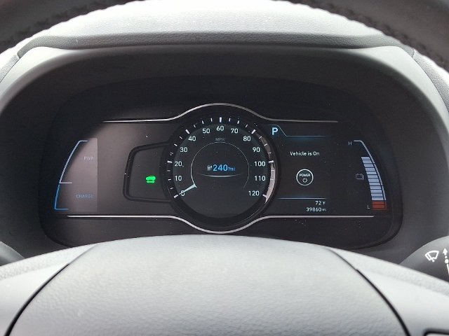 Used 2021 White Hyundai Limited image 21