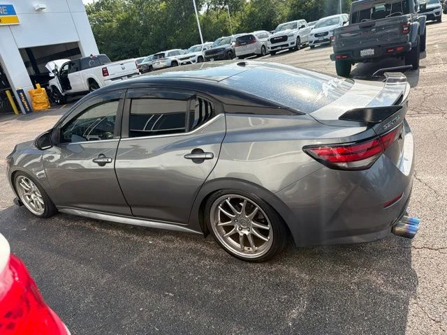 Used 2020 Gray Nissan SR image 8
